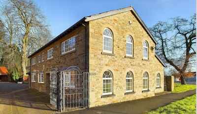 Kim Bolsover - Personal Colour Analysis Training & Supplies